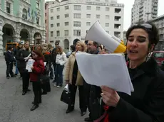 Interinali in piazza per protesta