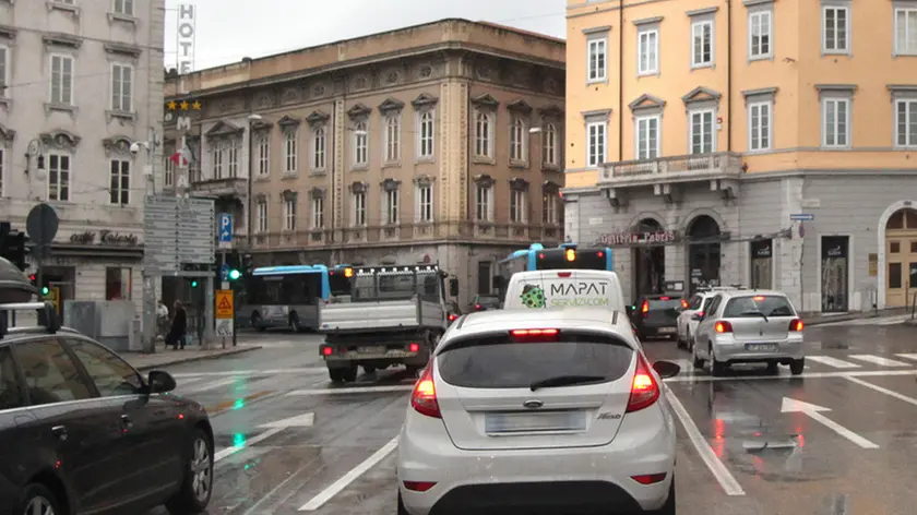 Via Carducci, dove è avvenuto l'arresto sbagliato