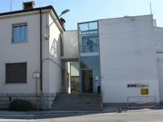 Il municipio di Sgonico dopo lo scoppio (Foto Bruni)