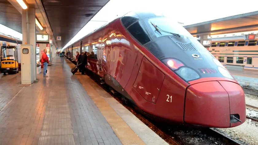 Furlan Interpress/M.Tagliapietra Venezia 03.10.2012.- Treno "Italo" Venezia/Roma. Stazione Santa Lucia.