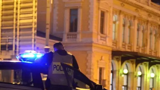 Foto BRUNI 24.08.2017 P.zza Libertà-controlli di Polizia