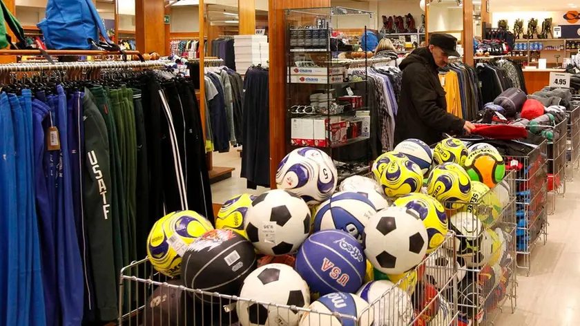 Il temporary shop di Cisalfa negli spazi di Godina