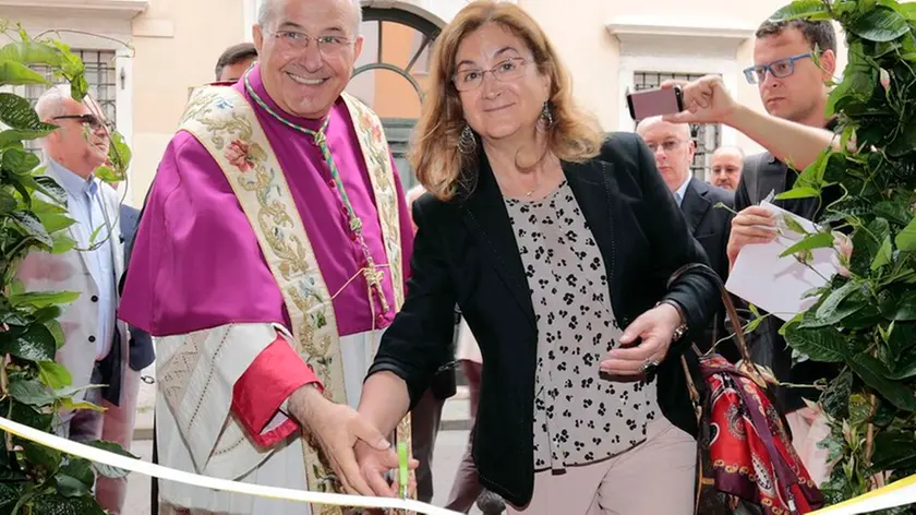 Silvano Trieste 2018-06-13 Inaugurazione e Benedizione, della facciata restaurata di Sant'Antonio vecchio