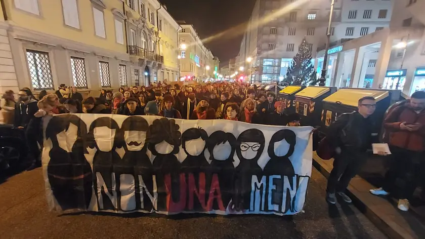 Il corteo in arrivo in piazza della Borsa Fotoservizio Francesco Bruni