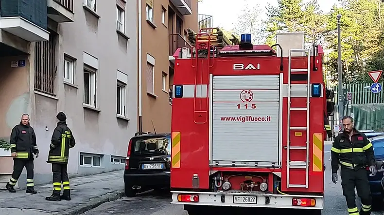 Lasorte Trieste 17/11/18 - Via Brunelleschi, Incendio in Appartamento