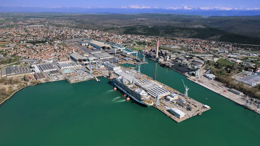 Un'immagine dall'alto della Fincantieri