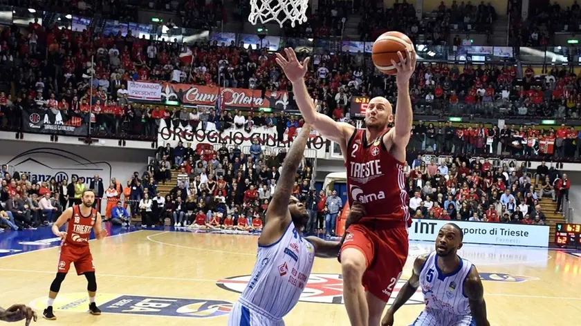 Foto BRUNI 25.11.2018 Campionato Basket serie A:Alma Trieste-Cantu--Peric