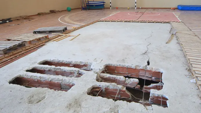 Lasorte Trieste 23/08/16 - Salita di Zugnano, Scuola Media Caprin, Palestra