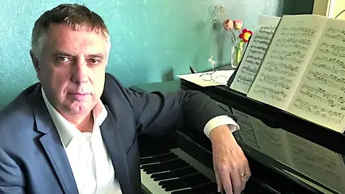 l compositore e produttore Ronald Siemiginowski