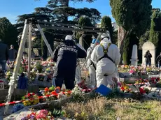 La riesumazione della salma di Liliana Resinovich al cimitero di Sant'Anna, Trieste. Foto di Massimo Silvano