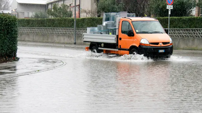 Bonaventura Monfalcone-18.01.2013 Acqua alta-Via Schiavetti-Monfalcone-foto di Katia Bonaventura