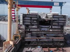 La nuova MSC Meraviglia all'interno dei cantieri navali STX di Saint-Nazaire, 2 Settembre 2016. ANSA/ LUCIANO CLERICO