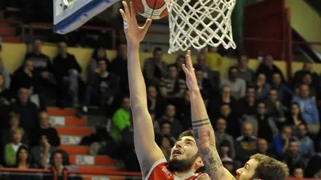 Foto BRUNI 19.02.17 Basket Alma Trieste- Uniero Forlì-Da ros