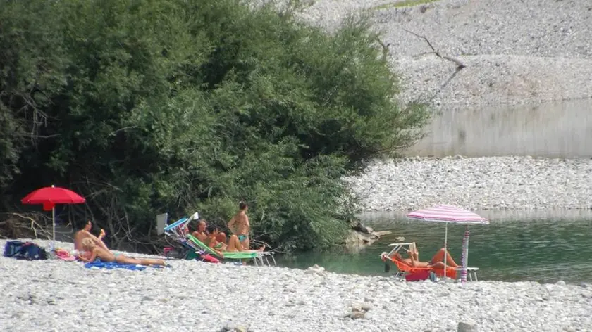 Bumbaca Gorizia 13.07.2013 Gradisca spiaggia Isonzo beacha Fotografia di Pierluigi Bumbaca