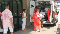 Lo sgombero degli anziani dell'Ospizio