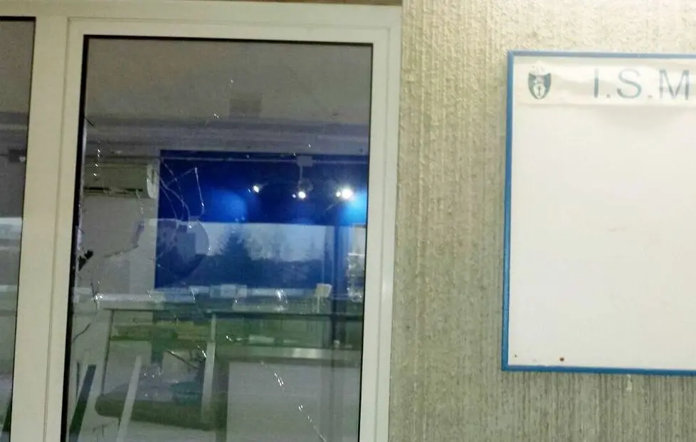 L'incursione dei vandali al Colaussi