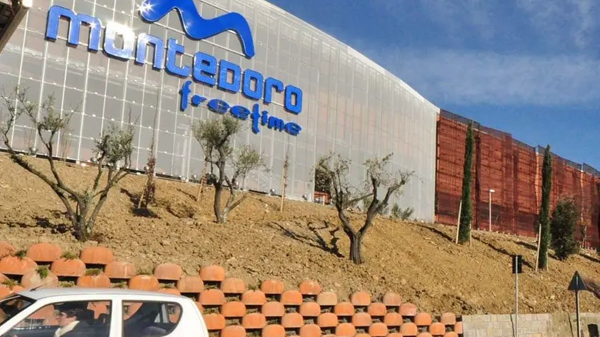 FOTO BRUNI TRIESTE 12 03 09 NUOVO IPER DI MONTEDORO