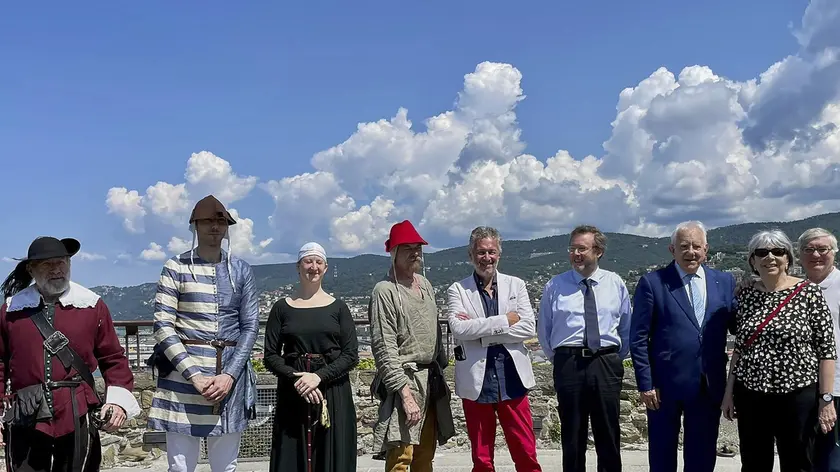 La presentazione dell’iniziativa ieri a San Giusto con Giorgio Rossi, il terzo da destra. Massimo Silvano