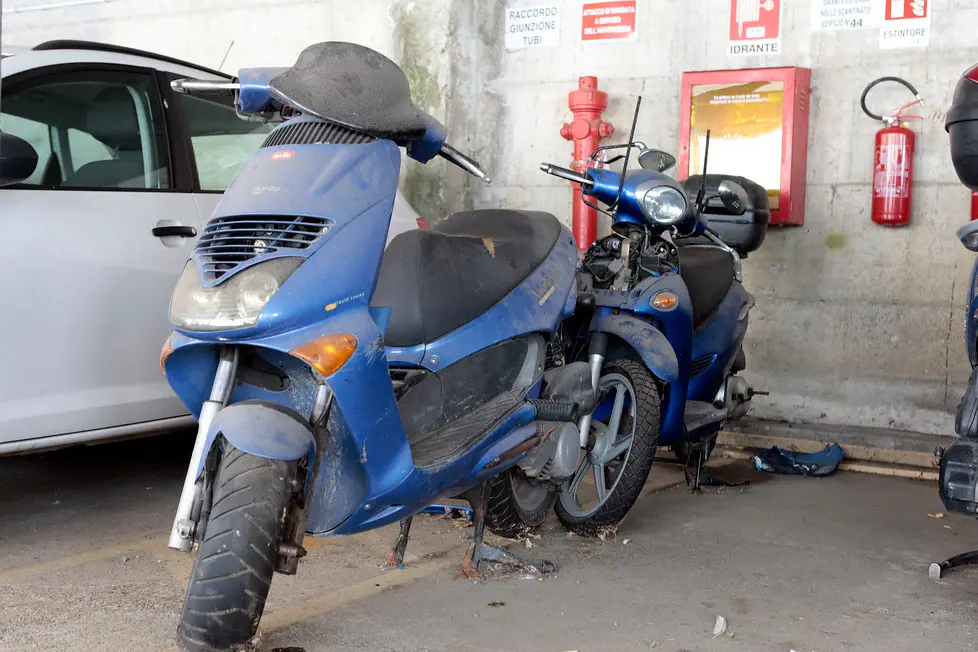 Silvano Trieste 2019-09-02 I parcheggi delle case ATER