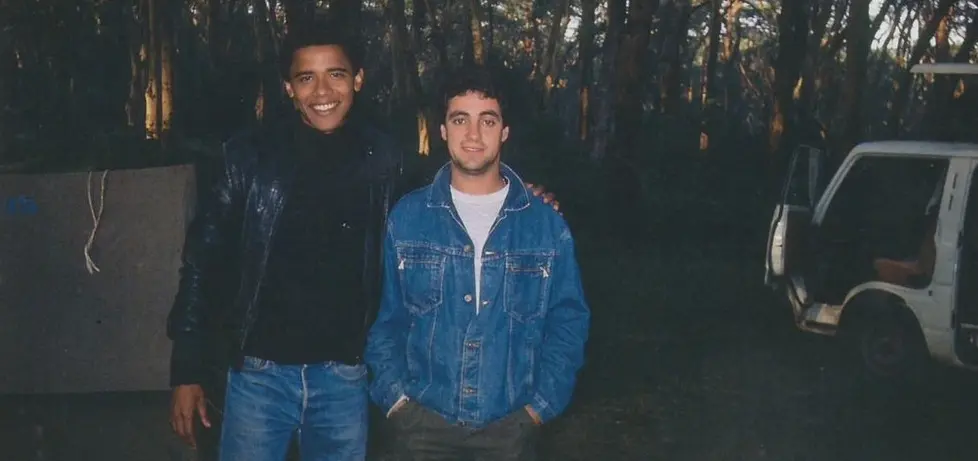 Barack Obama e il triestino Mauro Calligaris sorridono all’obiettivo al Lake Nakuru: è il 1988