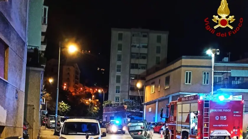 L'auto cappottata in via Fabio Severo