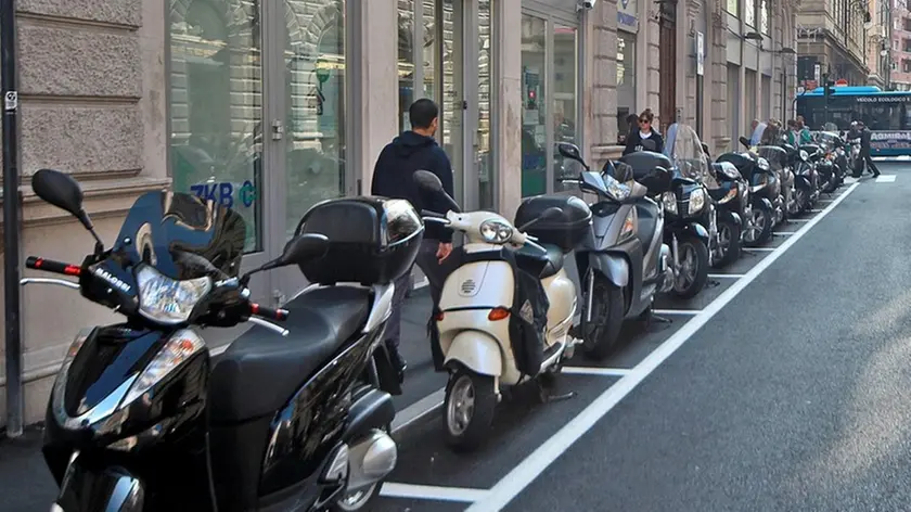 Lasorte Trieste 04/11/15 - Via S.Spiridione, Nuovi Parcheggi per Moto