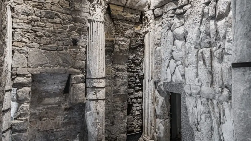 Il propileo restaurato a San Giusto