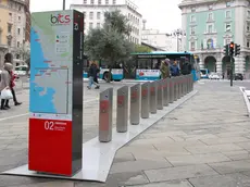 Il servizio di bike sharing vicino a piazza Oberdan (Lasorte)