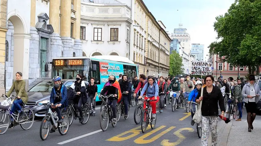 Slovenija, Ljubljana, 29.05.2020, 29. maj 2020 Protest na kolesu. protivladne demonstracije, kolo, družba, ljudje, protest , Foto:Borut Živuloviè/BOBO