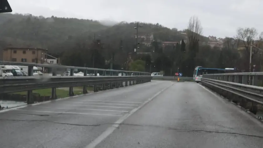 Il ponte sul rio Ospo: per la riqualificazione sono disponibili 7,7 milioni