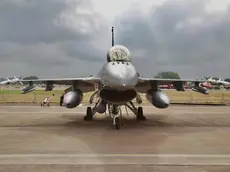 Un caccia della Lockheed Martin F-16 che gli Stati Uniti vorrebbero vendere alla Croazia che vuole creare una squadriglia aerea per la sua aeronautica militare