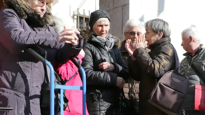Lasorte Trieste 17/02/18 - Muggia, Piazza Marconi, Protesta Contro Inizio Raccolta Rifiuti Porta a Porta