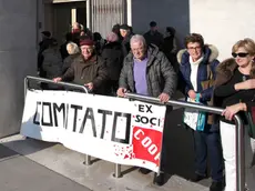 Lasorte Trieste 17/03/16 - Piazza Oberdan, Regione, Presidio Soci Risparmiatori Coop Operaie, Coopca