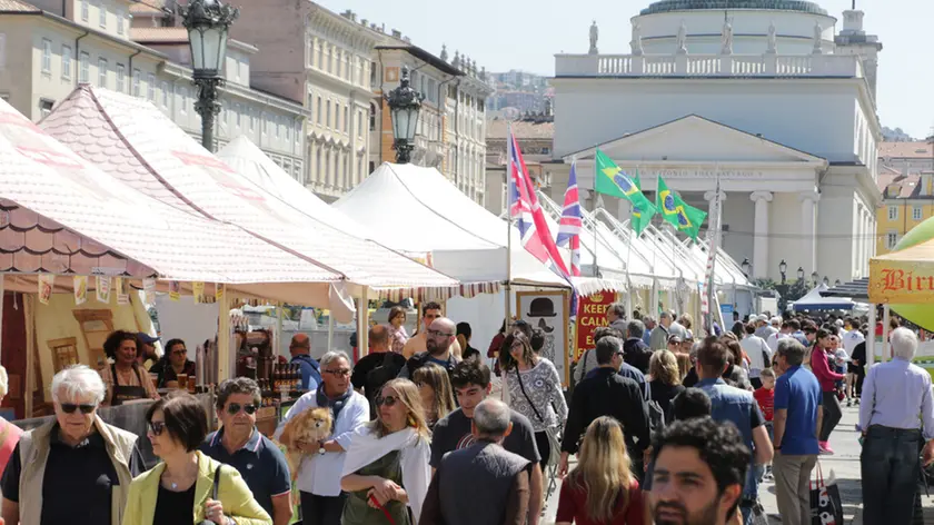 Lasorte Trieste 22/04/18 - Piazza Europa, Mercatino