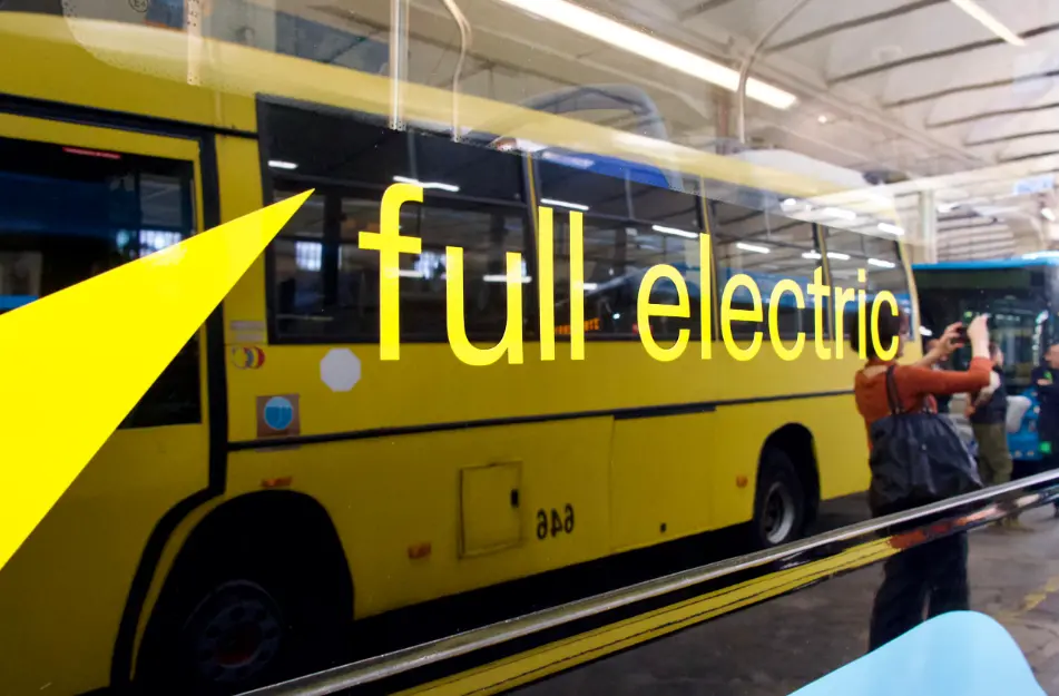 Un bus elettrico. A Mestre ne arrivano 14 a breve
