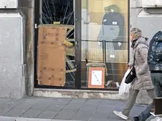 Tentato furto con spaccata al Nacmias (Lasorte)