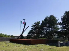 La Foiba di Basovizza fotografata da Andrea Lasorte