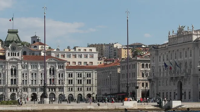 Lasorte Trieste 11/08/13 - Piazza Unità, Municipio e Palazzo della Regione