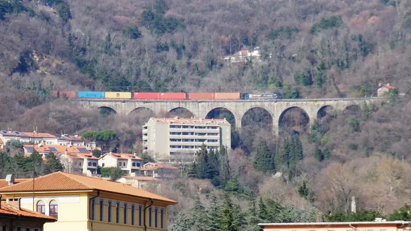 Il treno cargo ripartito