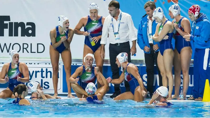 La nazionale italiana di pallanuoto femminile