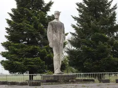 Bumbaca Gorizia 28.04.2019 Statua Duca d'Aosta Aeroporto © Fotografia di Pierluigi Bumbaca