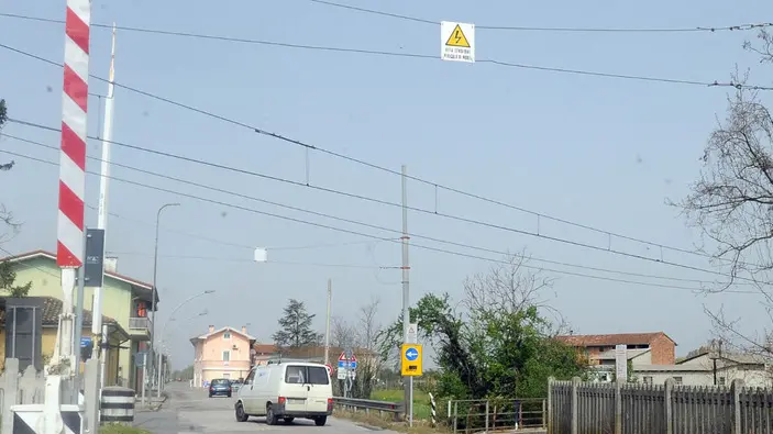 Palmanova 5 Aprile 2016. Passaggio a livello a San Marco. Foto Petrussi