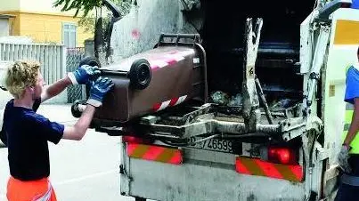 Altran Mf-rifiuti in città