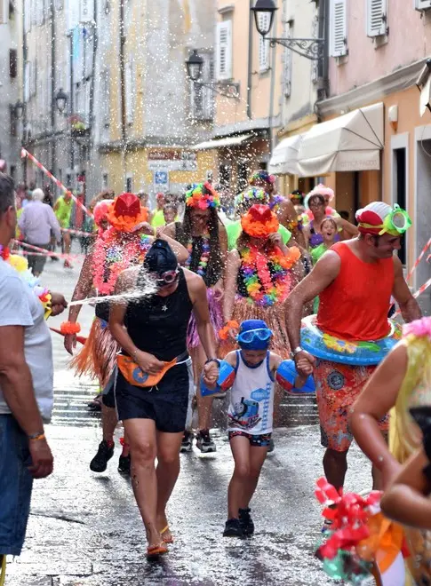 Foto BRUNI 11.08.2018 Muggia: la carneval Run