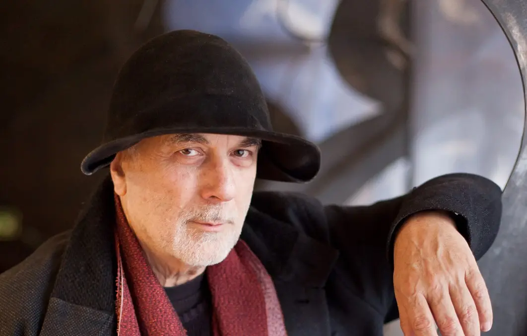 Ron Arad, l'autore del manifesto