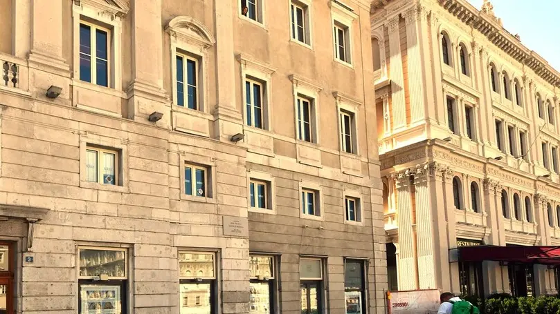 Foto BRUNI 27.08.2018 Palazzo Pitteri,ex Bar Audace ora Alloro Immobiliare