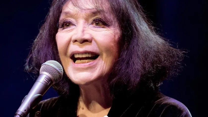 French singer Juliette Greco performs on stage of the Alte Oper (Old Opera) in Frankfurt am Main, Germany, 27 November 2015. The 88-year-old singer wrapped up her final tour after a more than six-decade career. EPA/BORIS ROESSLER