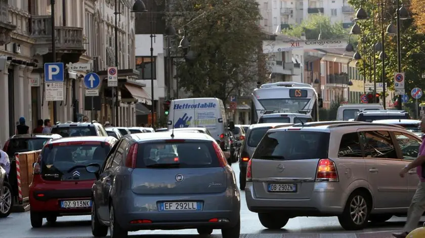 Bonaventura Monfalcone-29.09.2011 Traffico-Via Duca d'Aosta-Monfalcone-foto di Katia Bonaventura