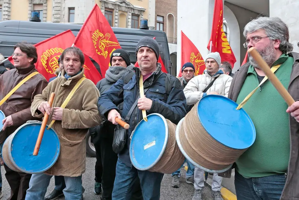 Silvano Trieste 2018-02-12 Regione Piazza Oberdan, Presidio lavoratori Eaton