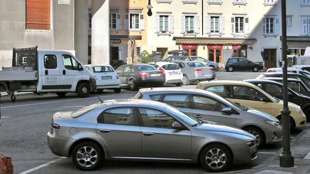 Lasorte Trieste 02/10/13 - Parcheggio, Largo Granatieri